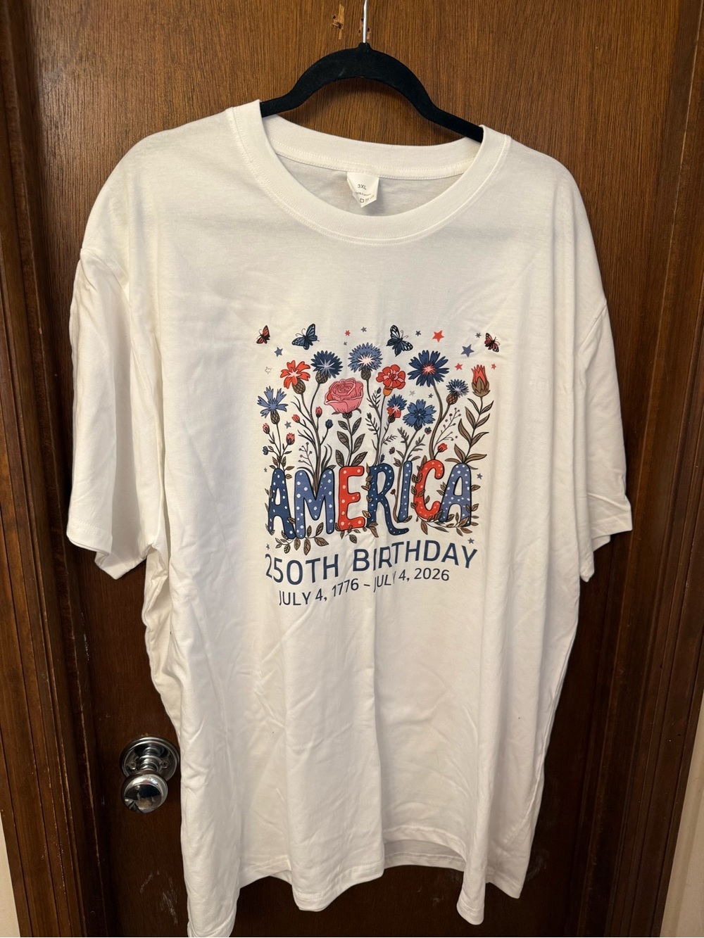 America 250th Birthday Graphic Tee - White with Red & Blue Floral Print Size 3X